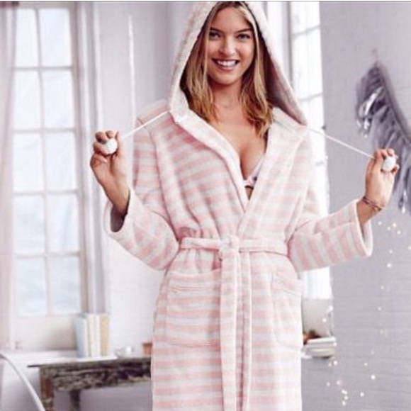 victorias secret hooded robe